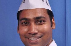 जमीन हड़पने और धोखाधड़ी में आप विधायक गिरफ्तार