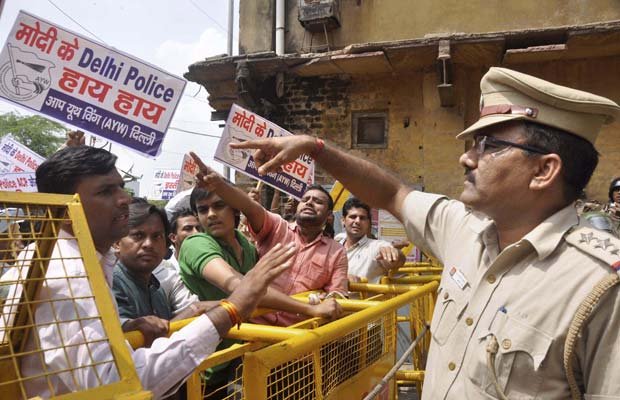 ‘आप’ ने दी पुलिस के खिलाफ आंदोलन की धमकी