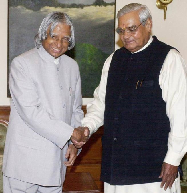 अब्दुल कलाम, एपीजे अब्दुल कलाम, एपीजे अब्दुल कलाम निधन, एपीजे अब्दुल कलाम मौत, एपीजे अब्दुल कलाम मृत्यु, कलाम, मिसाइल मैन, मिसाइल मैन कलाम, जनता के राष्ट्रपति, जनता के राष्ट्रपति कलाम, abdul kalam, abdul kalam news, abdul kalam dead, a p j abdul kalam, abdul kalam ill, abdul kalam dies, abdul kalam passes away, former president abdul kalam, india news, #breaking news, breaking news
