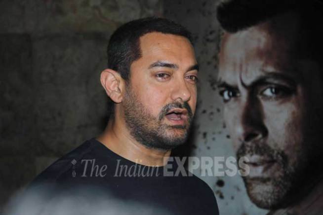 सलमान खान, बजरंगी भाईजान, बजरंगी भाईजान स्क्रीनिंग, आमिर खान, ईरा खान, आमिर खान फोटो, सलमान खान आमिर खान, आमिर सलमान, बॉलीवुड, बॉलीवुड न्यूज़, मनोरंजन, बॉलीवुड खबरें, बॉलीवुड समाचार, salman khan, bajrangi bhaijaan, bajrangi bhaijaan screening, aamir khan, ira khan, aamir khan daughter, aamir khan ira khan, aamir khan pics, sanjay kapoor, entertainment, bollywood
