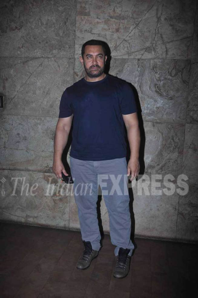 सलमान खान, बजरंगी भाईजान, बजरंगी भाईजान स्क्रीनिंग, आमिर खान, ईरा खान, आमिर खान फोटो, सलमान खान आमिर खान, आमिर सलमान, बॉलीवुड, बॉलीवुड न्यूज़, मनोरंजन, बॉलीवुड खबरें, बॉलीवुड समाचार, salman khan, bajrangi bhaijaan, bajrangi bhaijaan screening, aamir khan, ira khan, aamir khan daughter, aamir khan ira khan, aamir khan pics, sanjay kapoor, entertainment, bollywood