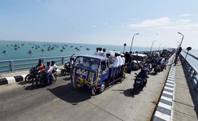 अब्दुल कलाम, एपीजे अब्दुल कलाम, अब्दुल कलाम मौत, अब्दुल कलाम निधन, रामेश्वरम, apj abdul kalam, abdul kalam, kalam, abdul kalam death, abdul kalam died, rameswaram, kalam body, kalam mortal remains, Kalam death, apj abdul kalam died, death of apj abdul kalam, abdul kalam passes away, dr abdul kalam died, apj abdul kalam death, apj abdul kalam death news, abdul Kalam Rameswaram, kalam mortal remains rameswaram