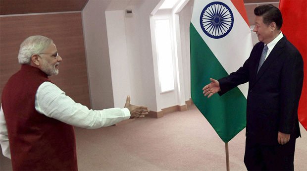 नरेंद्र मोदी-जिनपिंग की हुई मुलाकात: लखवी मुद्दे पर की बात, जताई चिंता