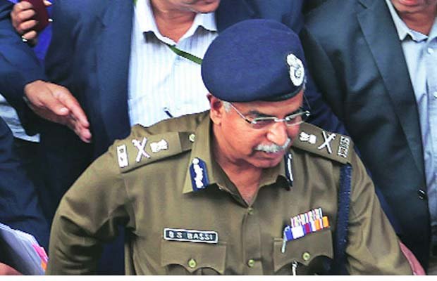बीएस बस्सी को रखनी होगी कचरे पर नजर, हाई कोर्ट ने कहा