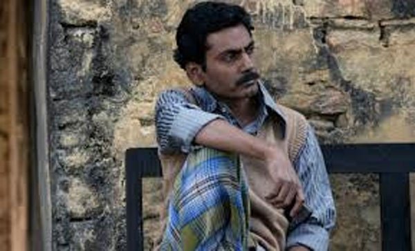 मांझी: द माउंटेन मैन, दशरथ मांझी, नवाजुद्दीन सिद्दिकी, माउंटेन मैन, राधिका आप्टे, बॉलीवुड, बॉलीवुड न्यूज़, बॉलीवुड समाचार, बॉलीवुड खबरें, मनोरंजन, Dashrath Manjhi, Manjhi- The Mountain Man, Mountain Man, Nawazuddin Siddqui, Radhika Apte