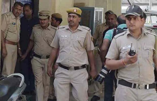 पुलिस वालों ने पहले मारी 5 गोली फिर जान बचाने को दिया खून, बोले- वो हमारी ड्यूटी थी, ये मानवता