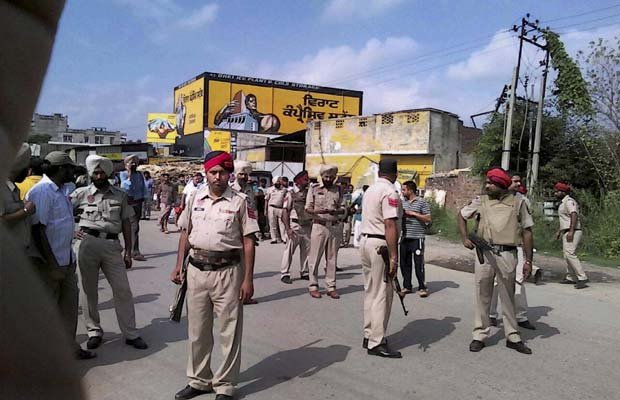 पंजाब: गोलीबारी की आवाज के साथ खुली दीनानगर के निवासियों की नींद