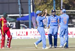 Ind vs Zim, 2nd ODI: भारत 50 ओवर में 271/8