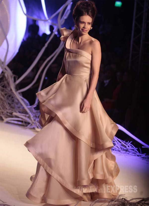 कंगना रनौत, नेहा धूपिया, कल्कि कोचलिन, कुटूर फैशन वीक, kalki koechlin, kangana Ranaut, neha dhupia, couture fashion week