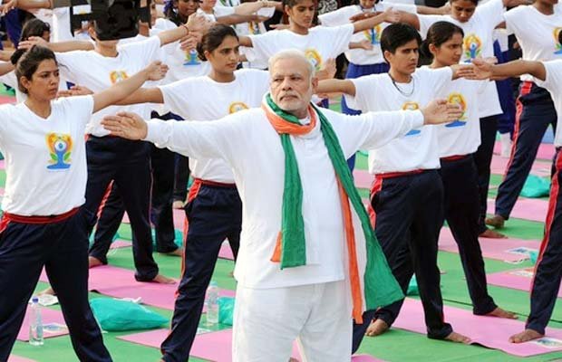 21 जून को राजपथ पर हुआ 1586 लाख रुपए का योग