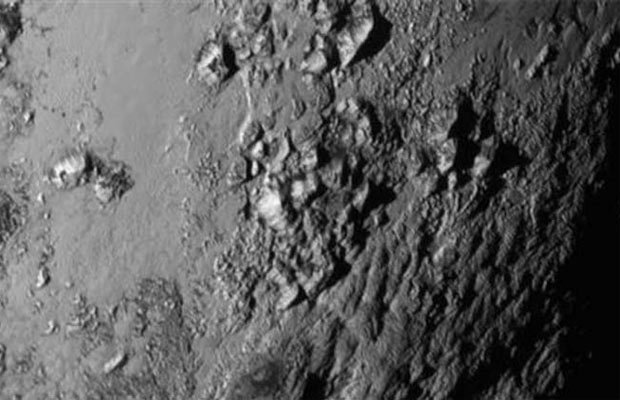 नासा, न्यू होराइजन, न्यू होराइजन अंतरिक्षयान, प्लूटो, NASA, New Horizons, Pluto, New Horizons Pluto, New Horizons NASA, NASA Pluto mission, Dwarf planet, Pluto pictures, first pluto pictures, international news, news, science