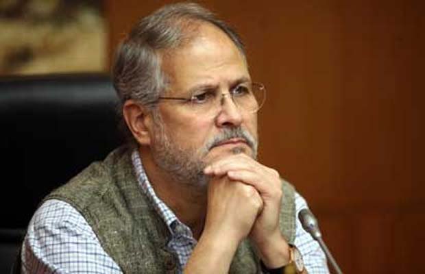 नजीब जंग से केजरीवाल का निवेदन: डीईआरसी प्रमुख की नियुक्ति रद्द करने पर फिर करें विचार