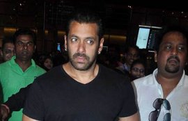 सलमान खान, सलमान खान बजरंगी भाईजान, बजरंगी भाईजान, बजरंगी भाईजान रिलीज़, बजरंगी भाईजान विवाद, सलमान खान वाट्स ऐप, वाट्स ऐप, बॉलीवुड, बॉलीवुड न्यूज़, बॉलीवुड खबरें, बॉलीवुड समाचार, मनोरंजन, Salman Khan, bajrangi Bhaijaan, Salman khan News, Bajrangi Bhaijaan News, Salman Khan Bajrangi Bhaijaan News, salman Khan Bajrangi Bhaijaan update, bajrangi Bhaijaan release, Bajrangi Bhaijaan controversy, Bajrangi Bhaijaan issues, Bajrangi Bhaijaan Salman Movie, Bajrangi Bhaijaan Update, salman Khan bajrangi Bhaijaan, Salman Khan bajrangi Bhaijaan release, Salman Khan bajrangi Bhaijaan release