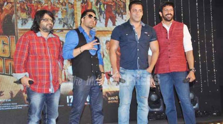 सलमान ख़ान, बजरंगी भाईजान, मीका सिंह, करीना कपूर, ईद, बॉलीवुड, बॉलीवुड न्यूज़, बॉलीवुड समाचार, मनोरंजन, बॉलीवुड खबरें, salman khan, bajrangi bhaijaan, mika singh, Kareena Kapoor, Eid, Bollywood, Entertainment News