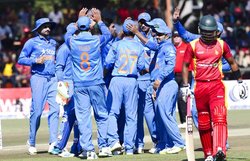 Live Cricket Score Ind vs Zim 3rd ODI: जाधव के शतक से टीम इंडिया का चुनौती भरा लक्ष्य