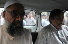 याकूब मेमन, याकूब मेमन फांसी, याकूब मेमन मौत, याकूब मेमन फेमिली, सुलेमान, yakub memon, Yakub Memon Hanged, Yakub Memon Death, Yakub Memon Debate, Sulieman, Usman, supreme court, dead body, yakub memon family