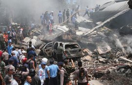 इंडोनेशिया, वायुसेना, दुर्घटनाग्रस्त, विस्फोट, सुमात्रा, Indonesia Military Plane Crash, Indonesia