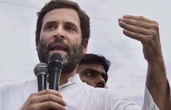व्यापमं घोटाले की आड़ में राहुल गांधी ने किया नरेंद्र मोदी पर हमला