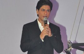 शाहरुख खान, फैन, शाहरुख खान फैन, बॉलीवुड, बॉलीवुड न्यूज़, मनोरंजन, Shahrukh Khan, Fans, Bollywood, Entertainment News
