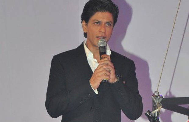 शाहरुख खान, फैन, शाहरुख खान फैन, बॉलीवुड, बॉलीवुड न्यूज़, मनोरंजन, Shahrukh Khan, Fans, Bollywood, Entertainment News