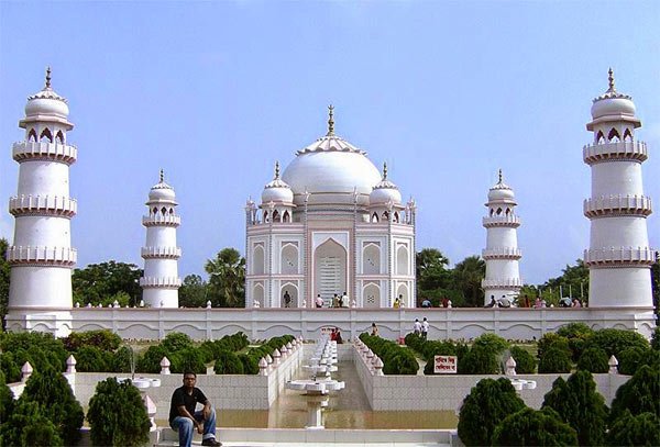 ताजमहल बांग्लादेश, एहसानुल्ला मोनी, ढ़ाका, ताजमहल आगरा, भारतीय दूतावास, bangladesh tajmahal, ahsanullah moni, dhaka, agra tajmahal
