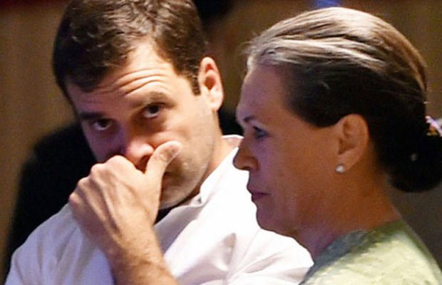 25 सांसदों के सस्पेंड होने से सोनिया-राहुल खफा, नहीं जाएंगे सांसद