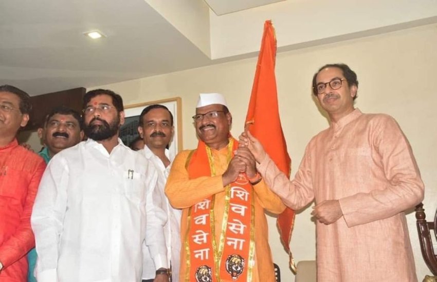 महाराष्ट्र में उद्धव ठाकरे सरकार में राज्यमंत्री बनाए जाने के पांच दिन बाद ही इस्तीफा देने वाले अब्दुल सत्तार (फोटो सोर्स- इंडियन एक्सप्रेस)