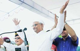 अन्ना हजारे, अरविंद केजरीवाल, आप, Anna Hazare, Arvind Kejriwal, Threaten Letter, AAP
