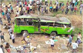 Nepal, Bus, Bus Accident, Bus Falls, Bus Falls into River, Bus Accident in Nepal, 28 People die, 28 People die in Bus Accident, Bus Accident in Nepal, International News