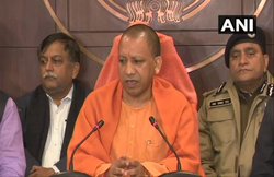 यूपी में Police Commissioner सिस्टम लागू, सुजीत पांडेय लखनऊ और आलोक सिंह नोएडा के पहले पुलिस कमिश्नर बने