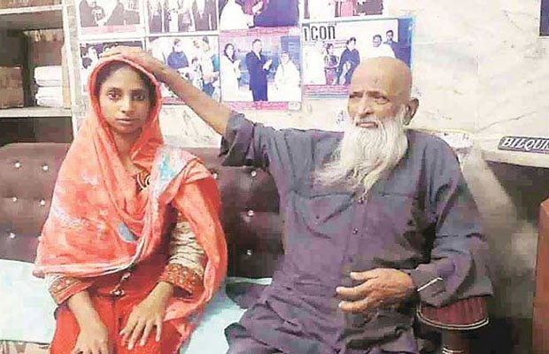 पाकिस्तान में फंसी गीता को जल्द लाया जाएगा भारत, परिवार की खोज जारी
