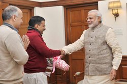 जंग से खींचतान का मुद्दा मोदी के सामने उठाया केजरीवाल ने