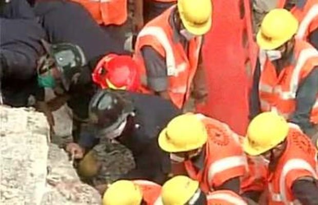 ठाणे हादसाः फोटो में देखें एक झलक…
