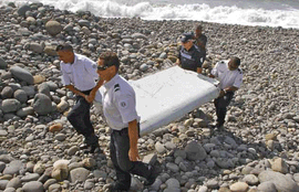 मलेशिया, मलेशियाई विमान एमएच 370, एमएच 370, malaysia airlines, mh370, malaysia airlines found, malaysia airlines, mh 370 found, malaysia airlines mh 370, missing mh 370 plane, mh 370 news, mh 370 flight, malaysian airlines mh 370 news, mh 370 wreckage, world news, mh370 plane part, mh370 plane part testing, mh370 reunion island, mh370 malaysia airlines, france, malaysia airlines part, malaysia news, world news, #mh370