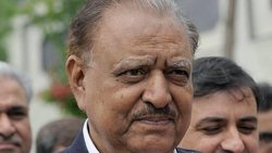 Pak Independence Day: राष्ट्रपति ने साधा पड़ोसी देश पर निशाना!