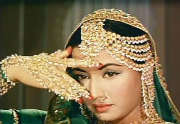 मीना कुमारी, मीना कुमारी जन्मदिन, मीना कुमारी बैप्पी बर्थडे, बॉलीवुड, अभिनेत्री मीना कुमारी, हिन्दी फिल्म इंडस्ट्री, बर्थडे स्पेशल, जन्मदिन, बॉलीवुड, बॉलीवुड न्यूज़, मनोरंजन, Meena Kumari, Meena Kumari Happy Birthday, Bollywood, actress, Hindi film industry, special birthday, birthday, Bollywood, Entertainment News