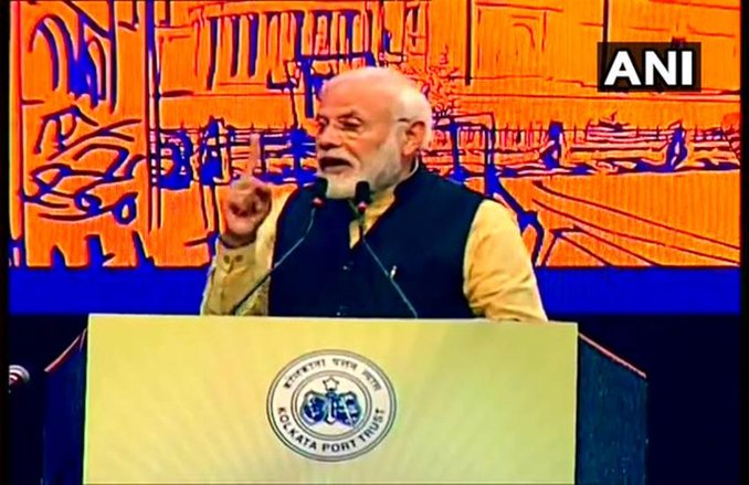 राज्य सरकार केंद्र की योजनाओं को लागू नहीं करती – पीएम मोदी