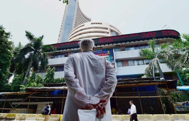 शेयर बाज़ार पर दिखा नोटबंदी का असर, सेंसेक्स 6 माह के निचले स्तर पर