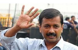अरविंद केजरीवाल को इलाहाबाद हाई कोर्ट से मिली राहत