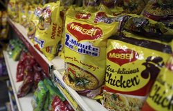 खुशखबरी: Maggi से हट सकता है बैन, FSSAI की मंजूरशुदा प्रयोगशाला ने नूडल को पाया सुरक्षित