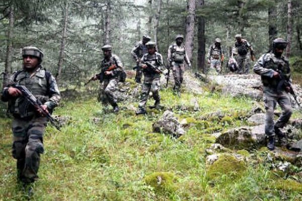 जम्मू कश्मीर, आतंकी, जिंदा पकड़ा आतंकी, आर्मी सेना, indian army, terrorist alive, jammu & kashmir