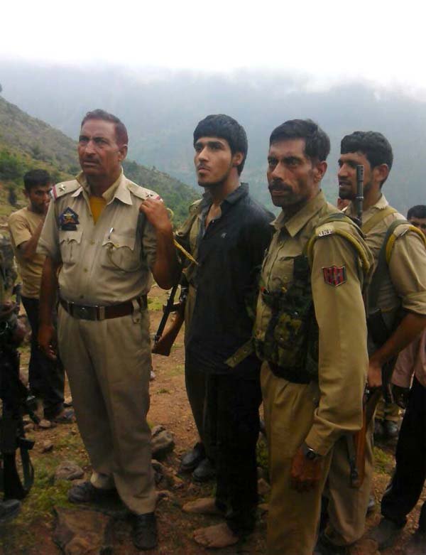 जम्मू-कश्मीर, आतंकी हमला, पाकिस्तानी आतंकी, मोहम्मद नवेद, नवेद, कासिम खान, pakistan terrorist, terrorist captured, terrorist caught, naved, usman, jammu and kashmir, jk terrorist attack bsf, bsf terrorist attack, jk terrorist attack, udhampur terrorst attack, militant attack bsf, militant bsf encounter, india news