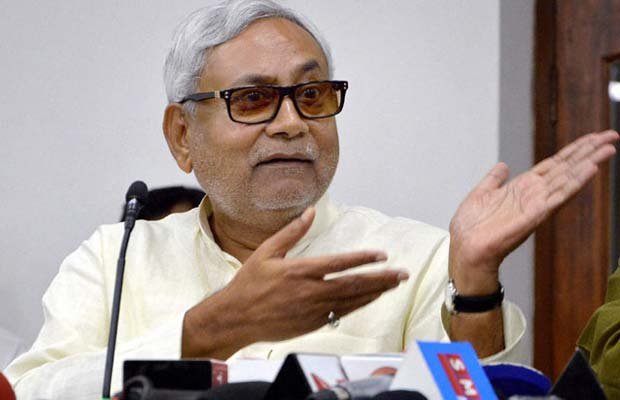 नीतीश कुमार ने नरेंद्र मोदी से उनकी ‘DNA’ संबंधी टिप्पणी वापस लेने को कहा