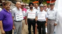 OROP: पूर्व सैन्यकर्मियों ने ठुकराया पीएम नरेंद्र मोदी का ऑफर