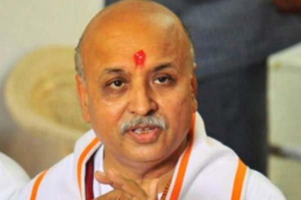 मुस्लिमों के ‘आबादी जिहाद’ की वजह से हिन्दू ‘विलुप्त’ हो सकते हैं: विहिप