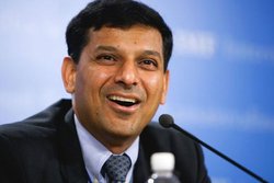 राजन ने दिया नीतिगत दर में और कटौती का संकेत