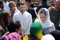PAK गोलीबारी के पीड़ितों के लिए राहुल गांधी ने कर डाली ये मांग