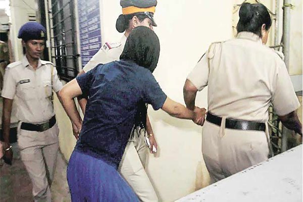 शीना मर्डर केस: 5 सितंबर तक बढ़ी इंद्राणी, संजीव और ड्राइवर की पुलिस हिरासत