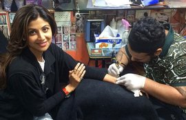 शिल्पा शेट्टी, शिल्पा शेट्टी मूवी, शिल्पा शेट्टी टैटू, बॉलीवुड, बॉलीवुड न्यूज़, मनोरंजन, shilpa shetty, actress shilpa shetty, shilpa shetty movies, shilpa shetty tattoo, shilpa shetty first tattoo, shilpa shetty pics, shilpa shetty twitter, entertainment news