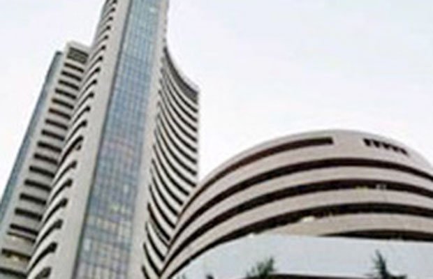 आर्थिक विकास घटाने की आशंका में गिरा बाजार आर्थिक विकास घटाने की आशंका में गिरा बाजार